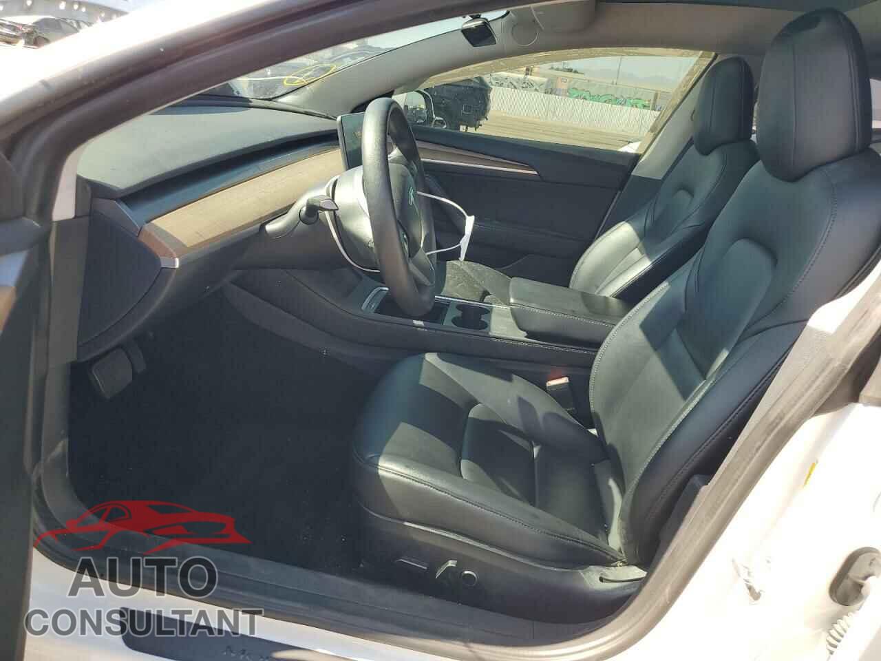 TESLA MODEL 3 2022 - 5YJ3E1EA5NF195463