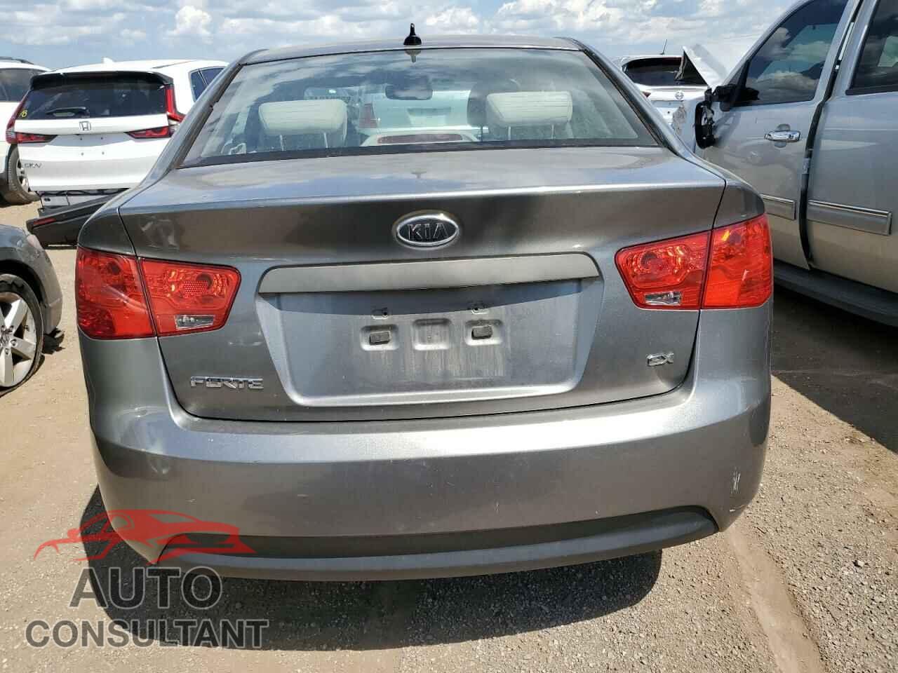 KIA FORTE 2011 - KNAFU4A22B5460978