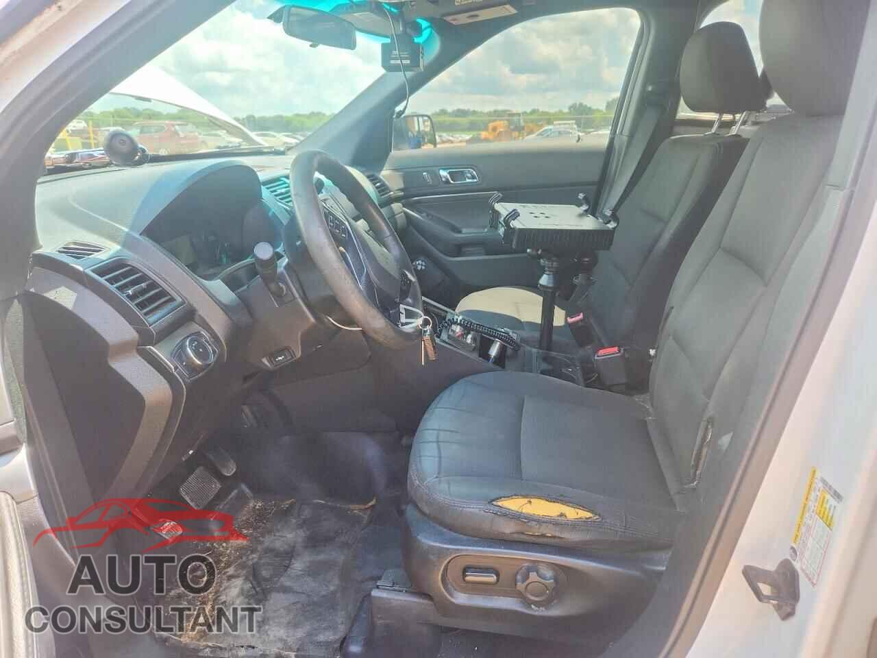 FORD EXPLORER 2017 - 1FM5K8AR3HGB83159