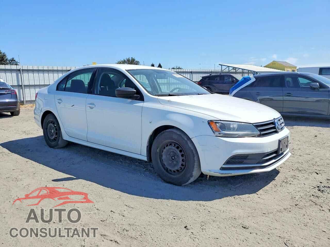 VOLKSWAGEN JETTA 2015 - 3VW2K7AJ5FM330867