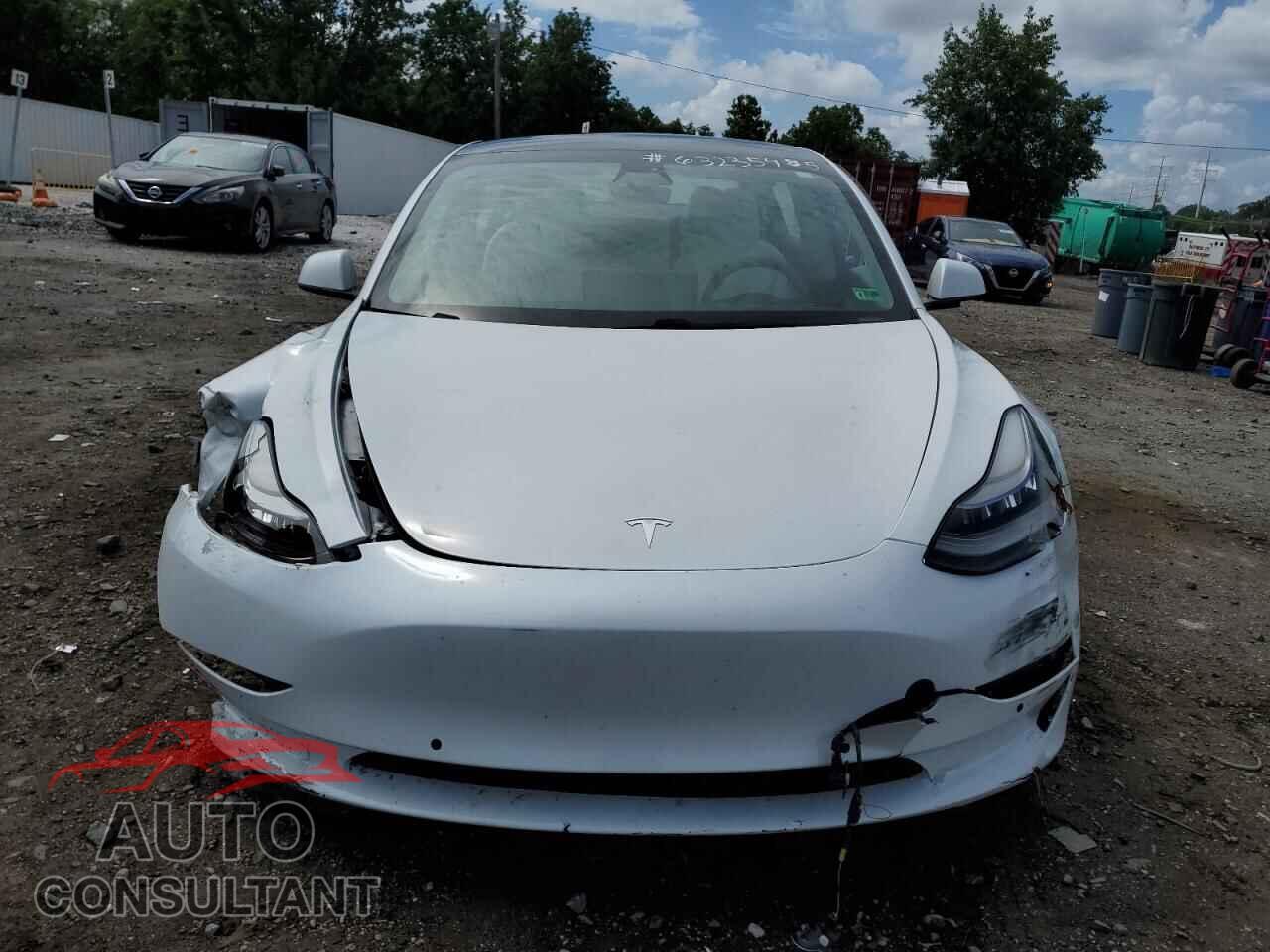 TESLA MODEL 3 2021 - 5YJ3E1EA9MF853395