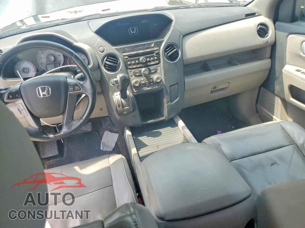 HONDA PILOT 2015 - 5FNYF4H59FB077369