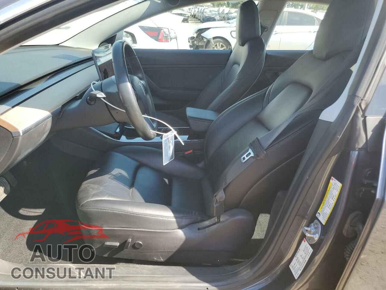 TESLA MODEL 3 2018 - 5YJ3E1EA7JF023882