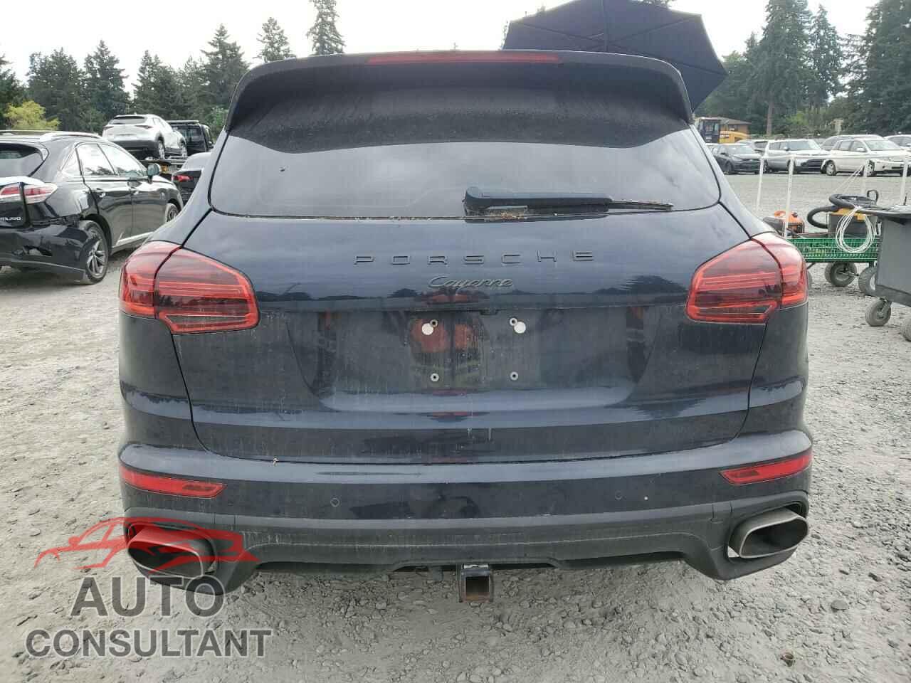 PORSCHE CAYENNE 2016 - WP1AF2A20GKA43961