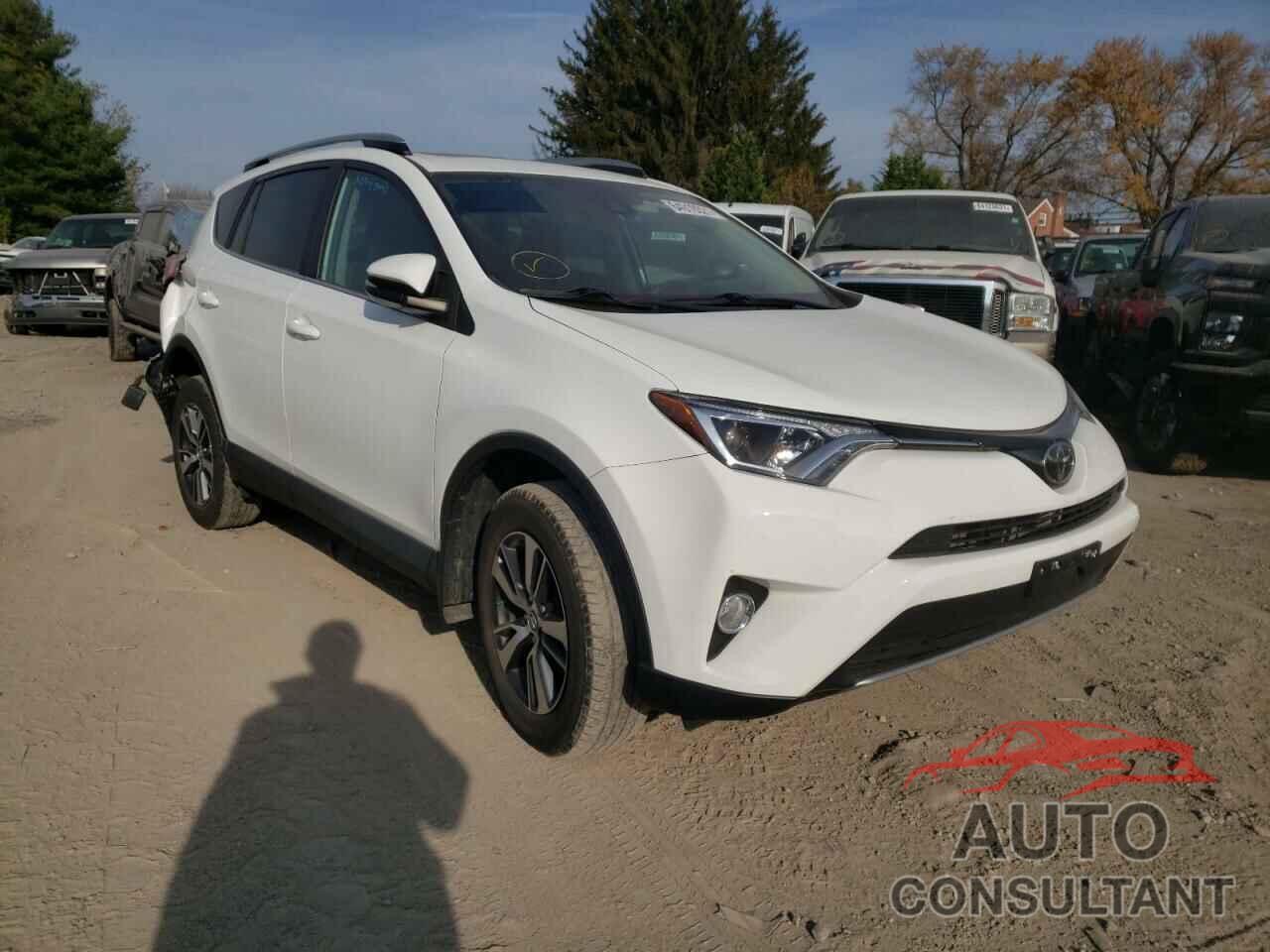 TOYOTA RAV4 2018 - 2T3RFREV5JW751851