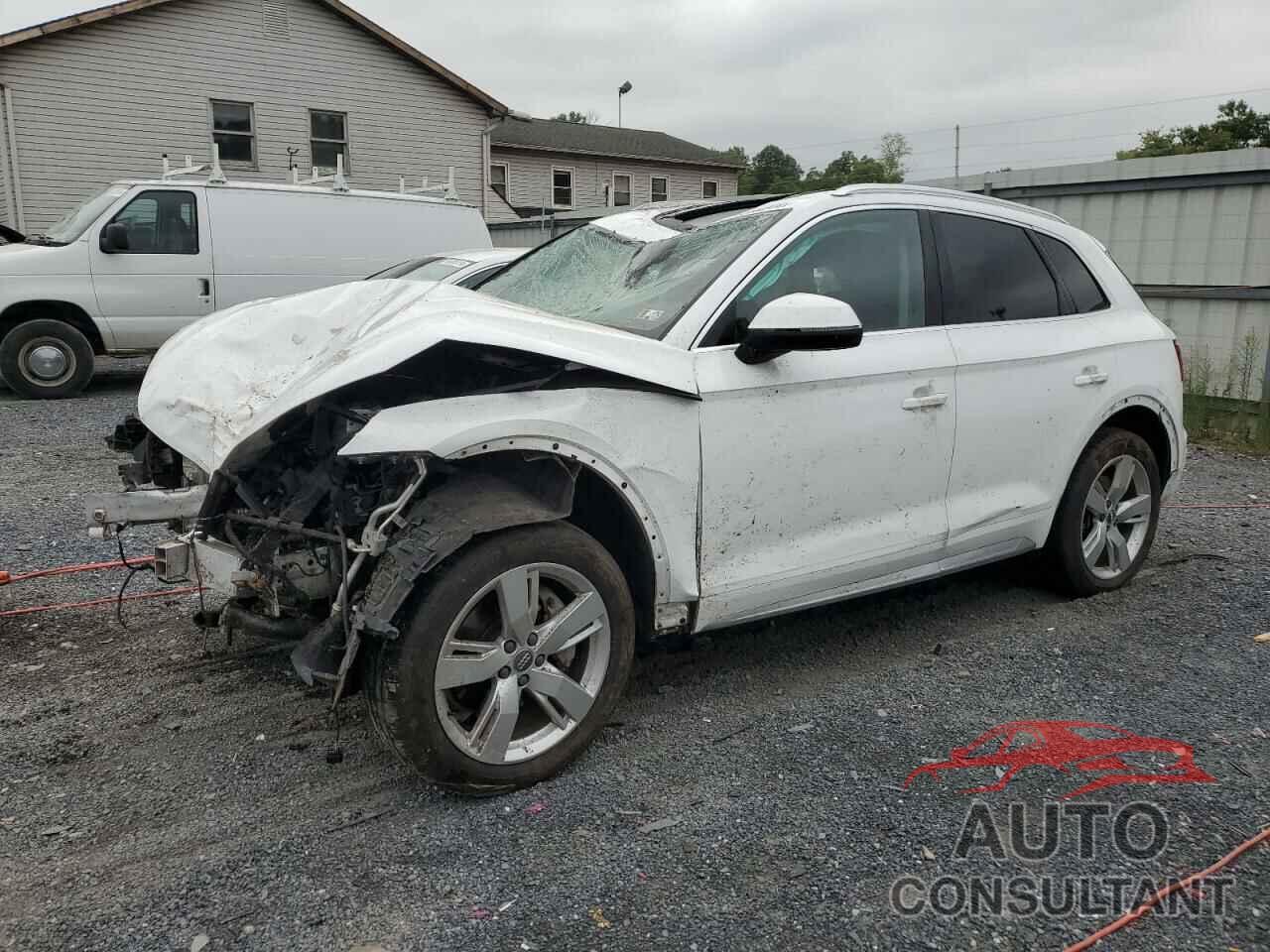 AUDI Q5 2018 - WA1BNAFY5J2005028