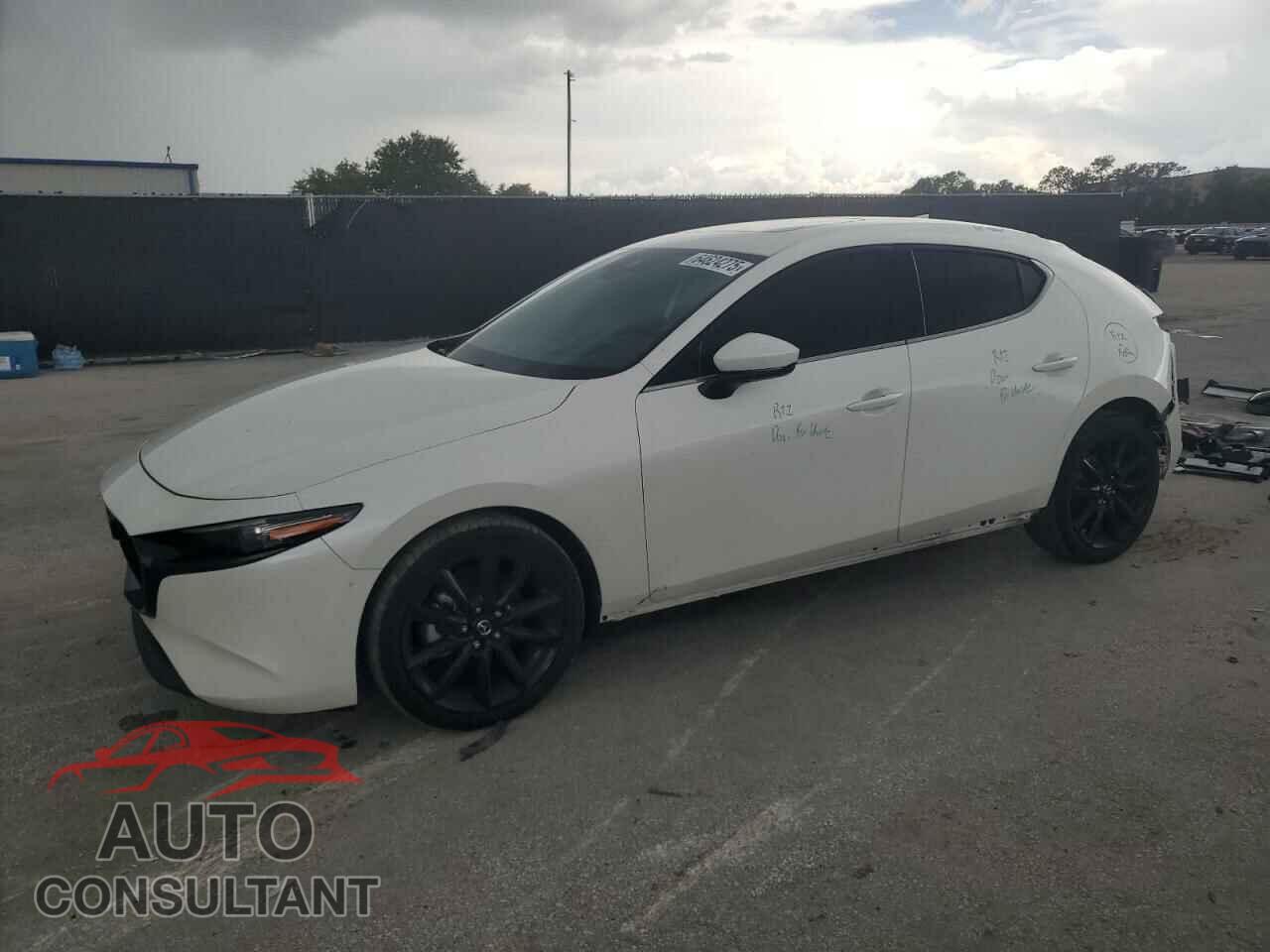 MAZDA 3 2021 - JM1BPAML6M1314962