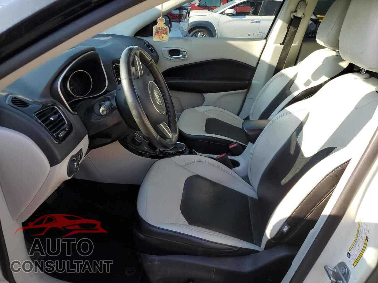 JEEP COMPASS 2020 - 3C4NJDCB9LT108891