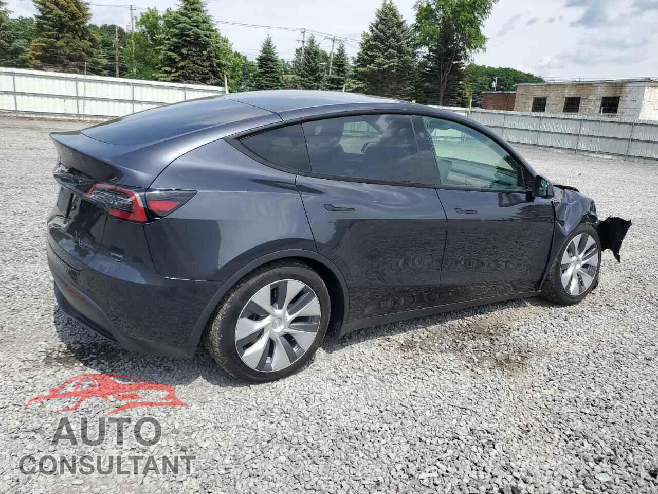TESLA MODEL Y 2024 - 7SAYGDED7RF095482