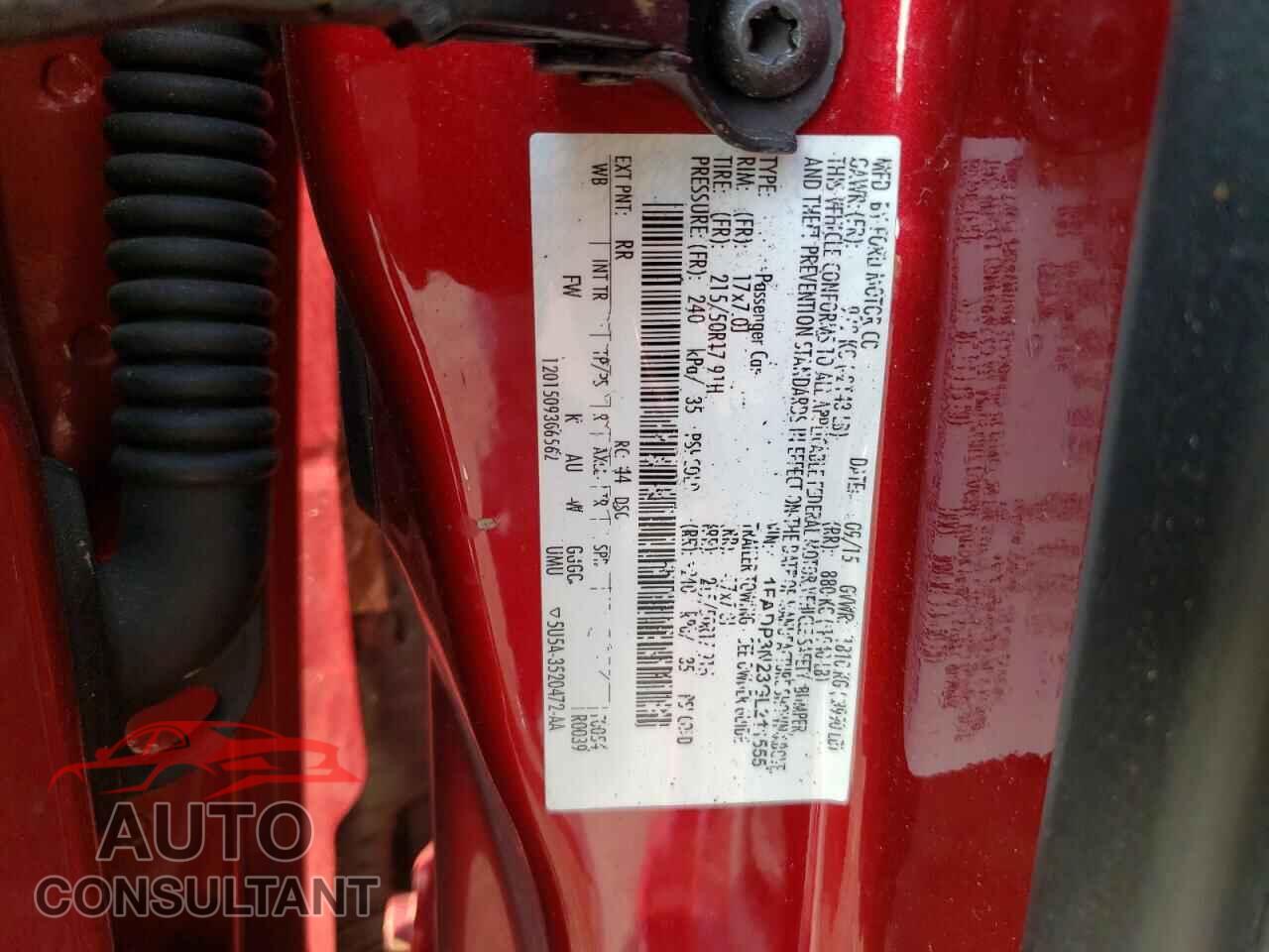 FORD FOCUS 2016 - 1FADP3N23GL211555