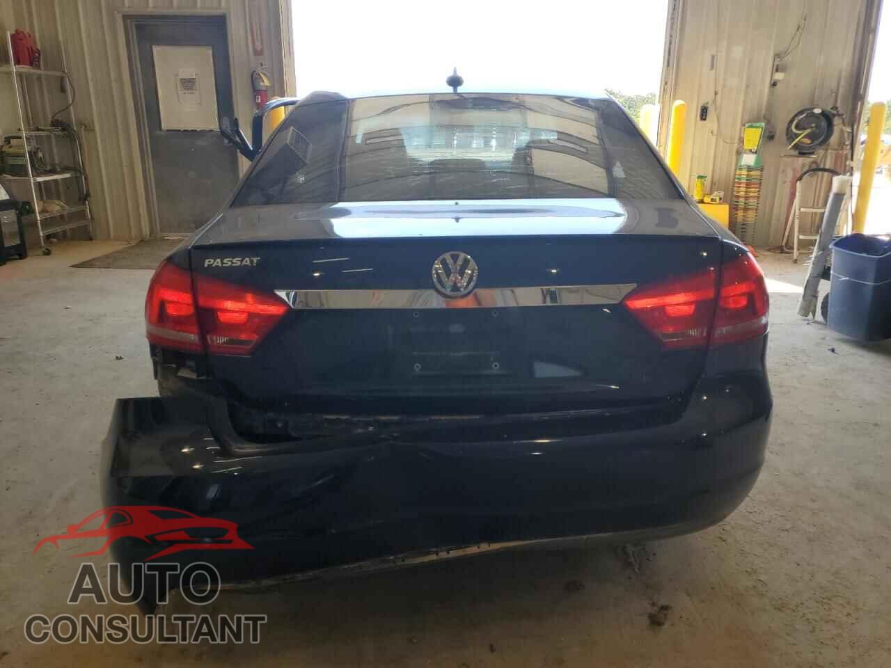 VOLKSWAGEN PASSAT 2014 - 1VWAP7A32EC004832