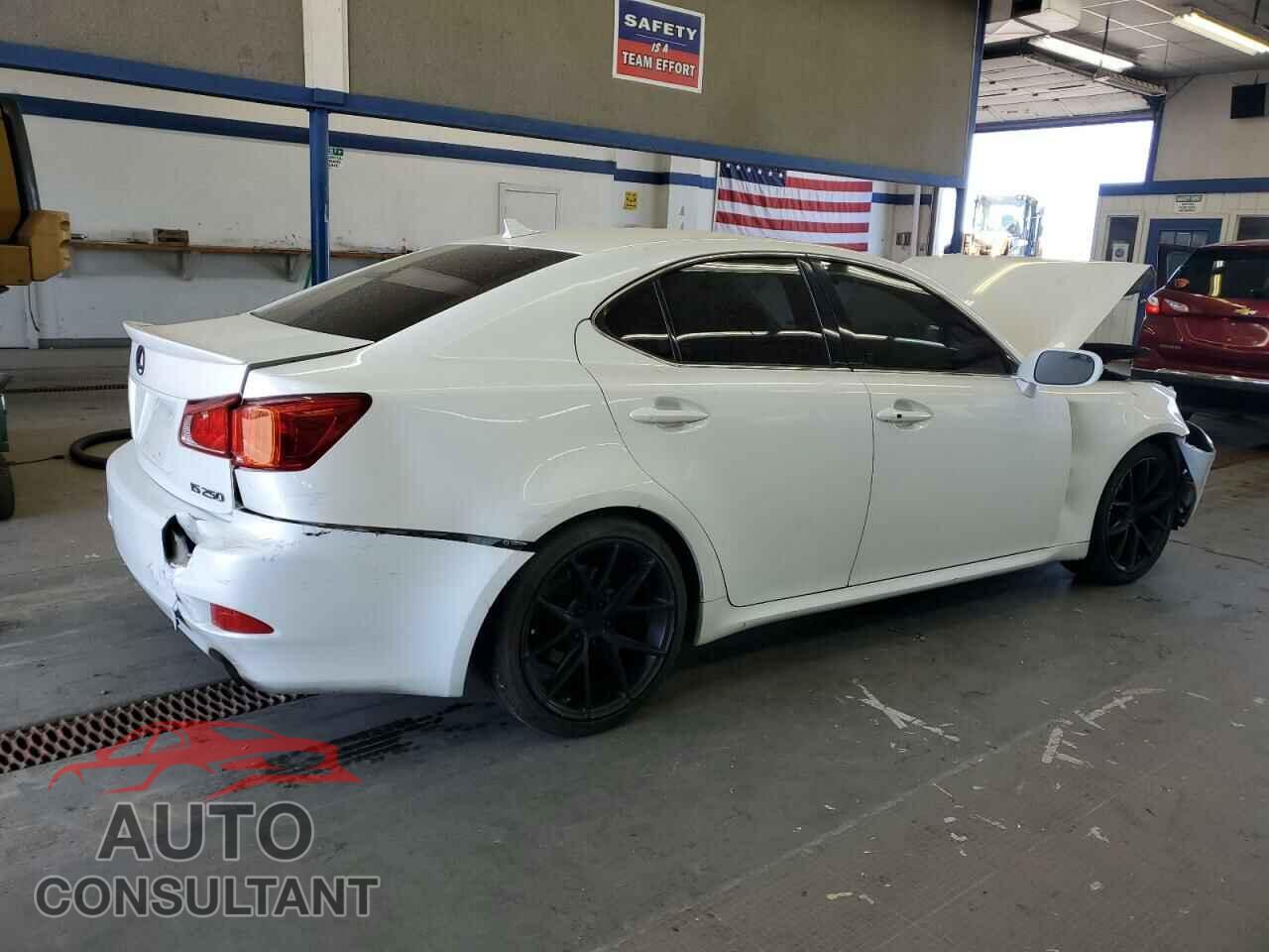 LEXUS IS 2010 - JTHBF5C27A5115795