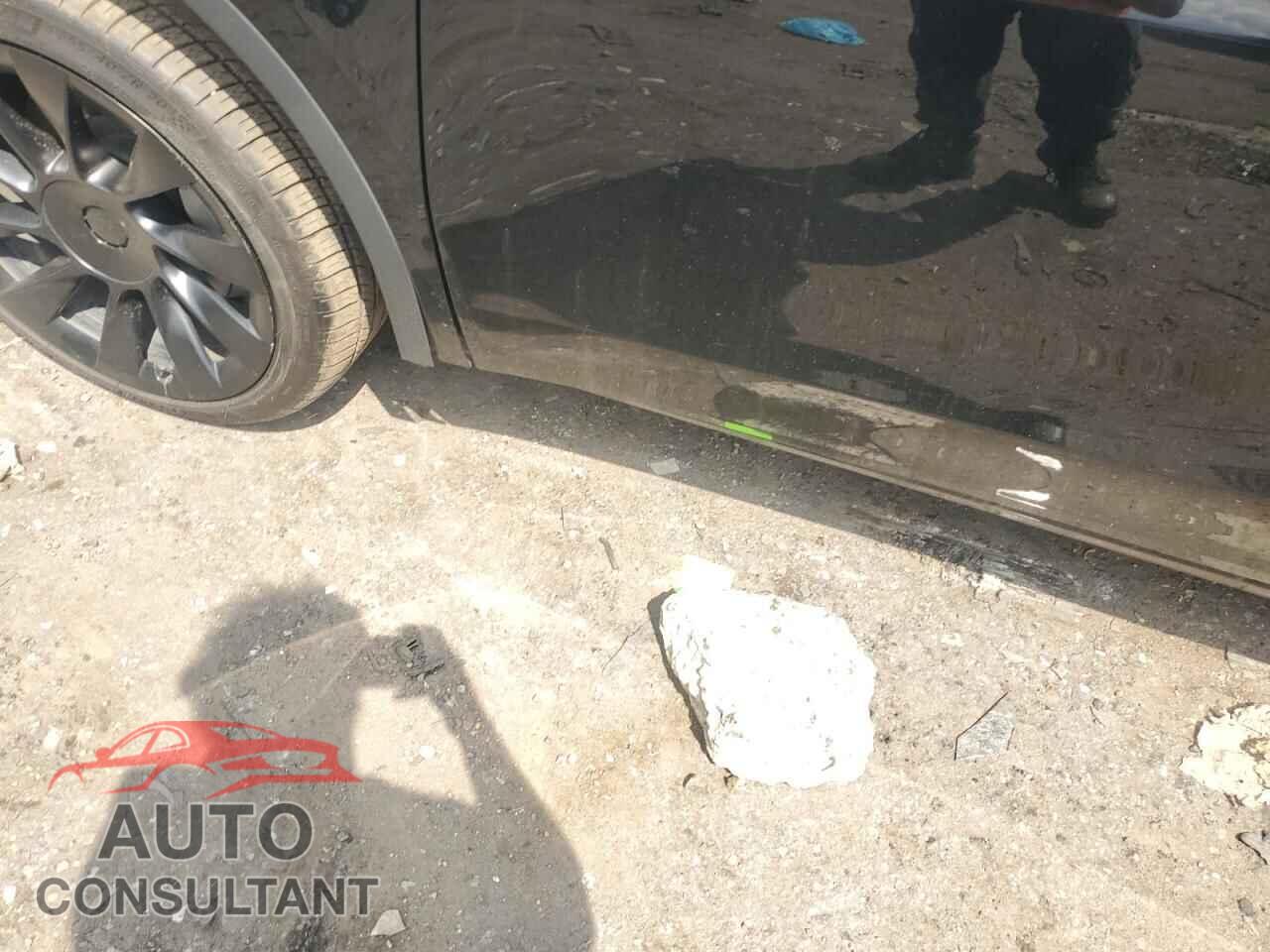 TESLA MODEL Y 2023 - 7SAYGAEE7PF847007