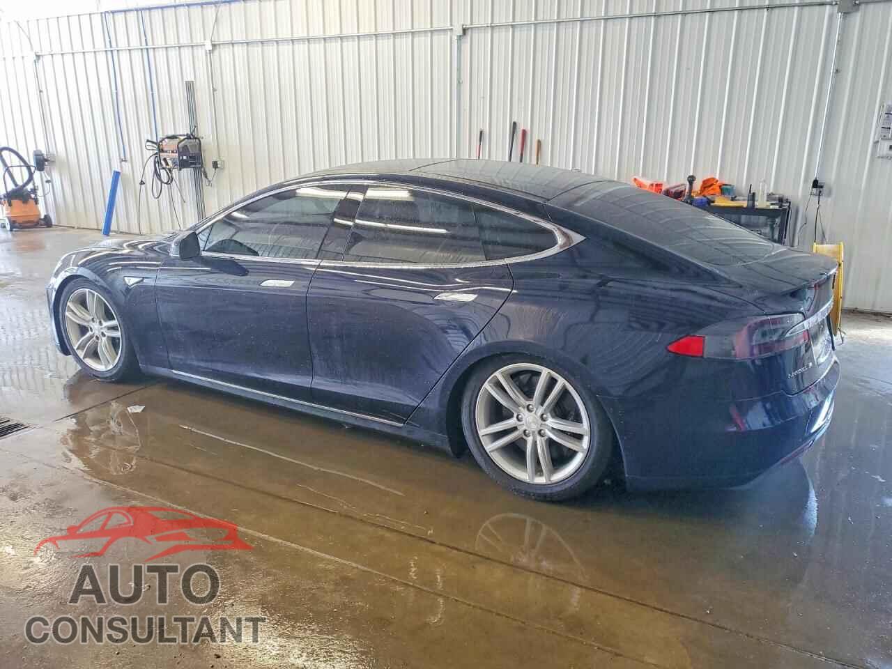 TESLA MODEL S 2015 - 5YJSA1H20FF081593
