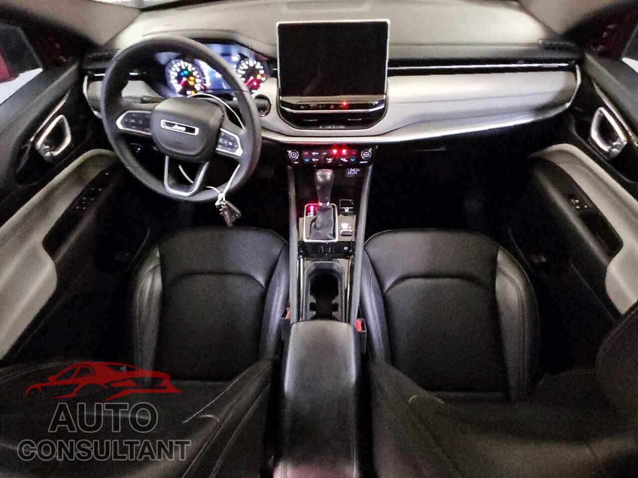 JEEP COMPASS 2025 - 3C4NJDCN2ST552705