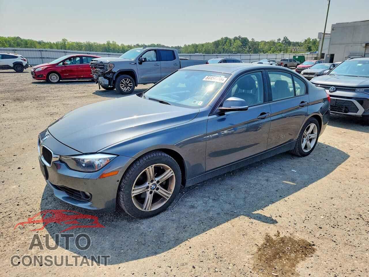 BMW 3 SERIES 2013 - WBA3B5G56DNS03082