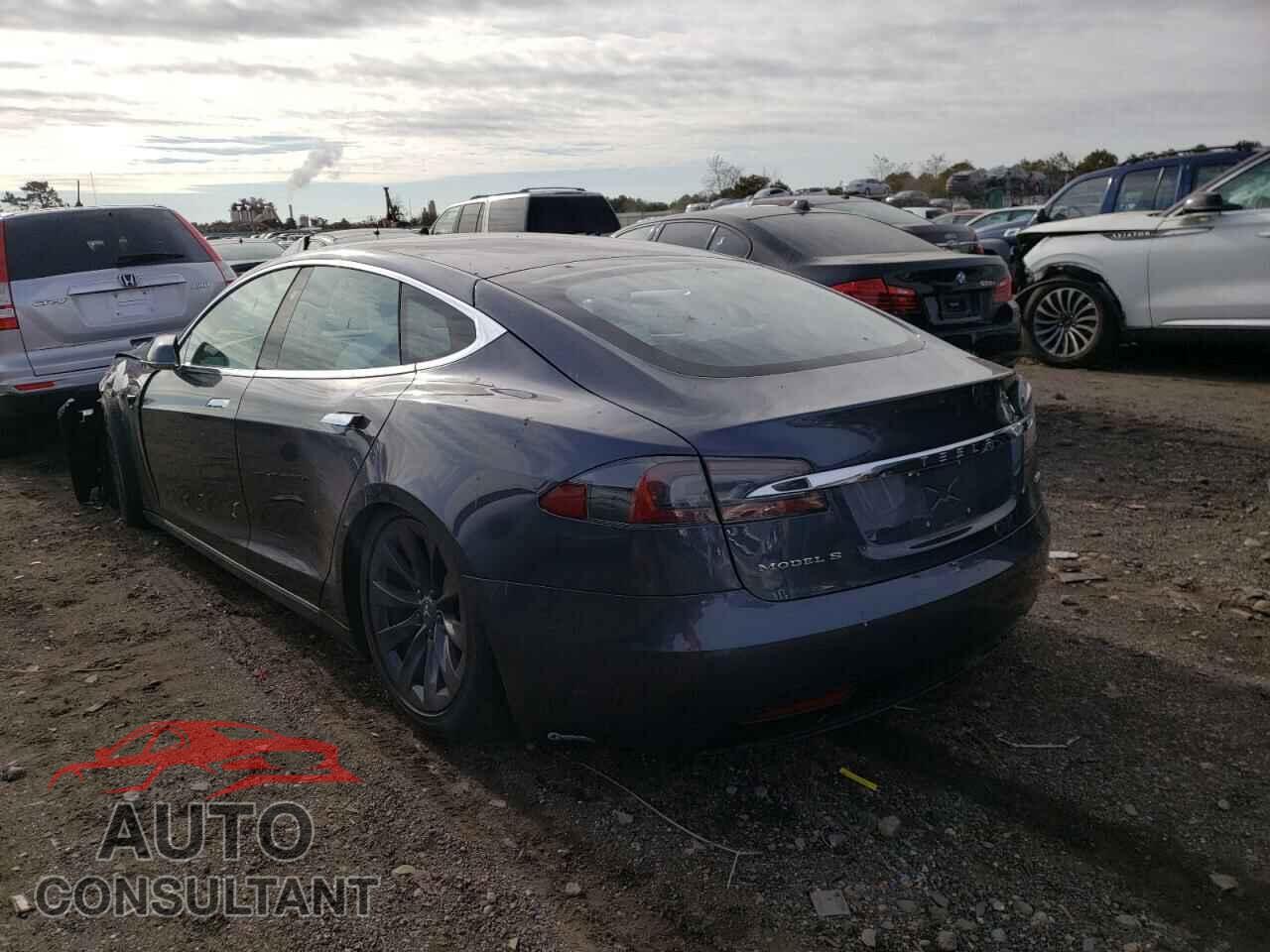 TESLA MODEL S 2018 - 5YJSA1E21JF251599