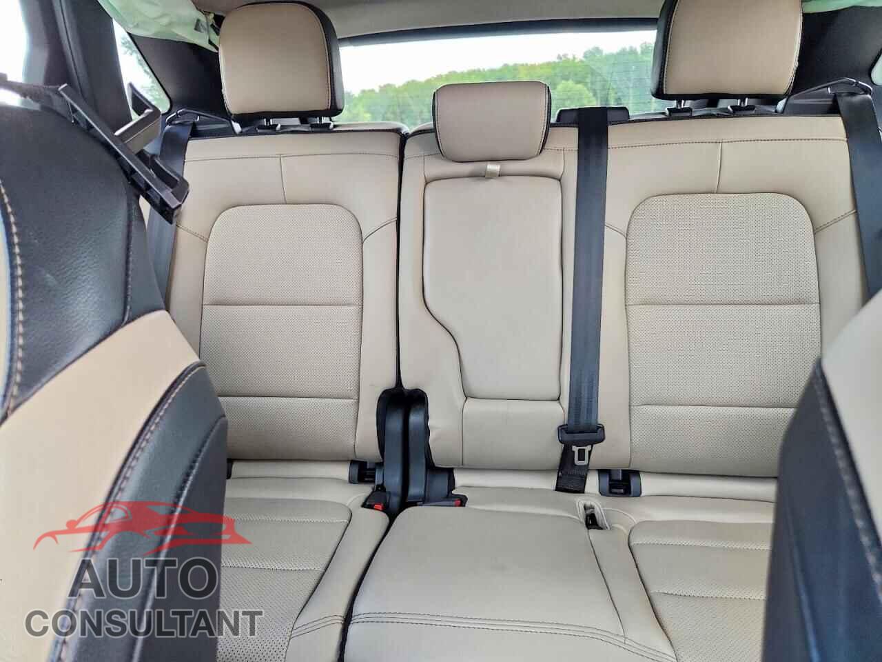 FORD ESCAPE 2020 - 1FMCU9H96LUA61502
