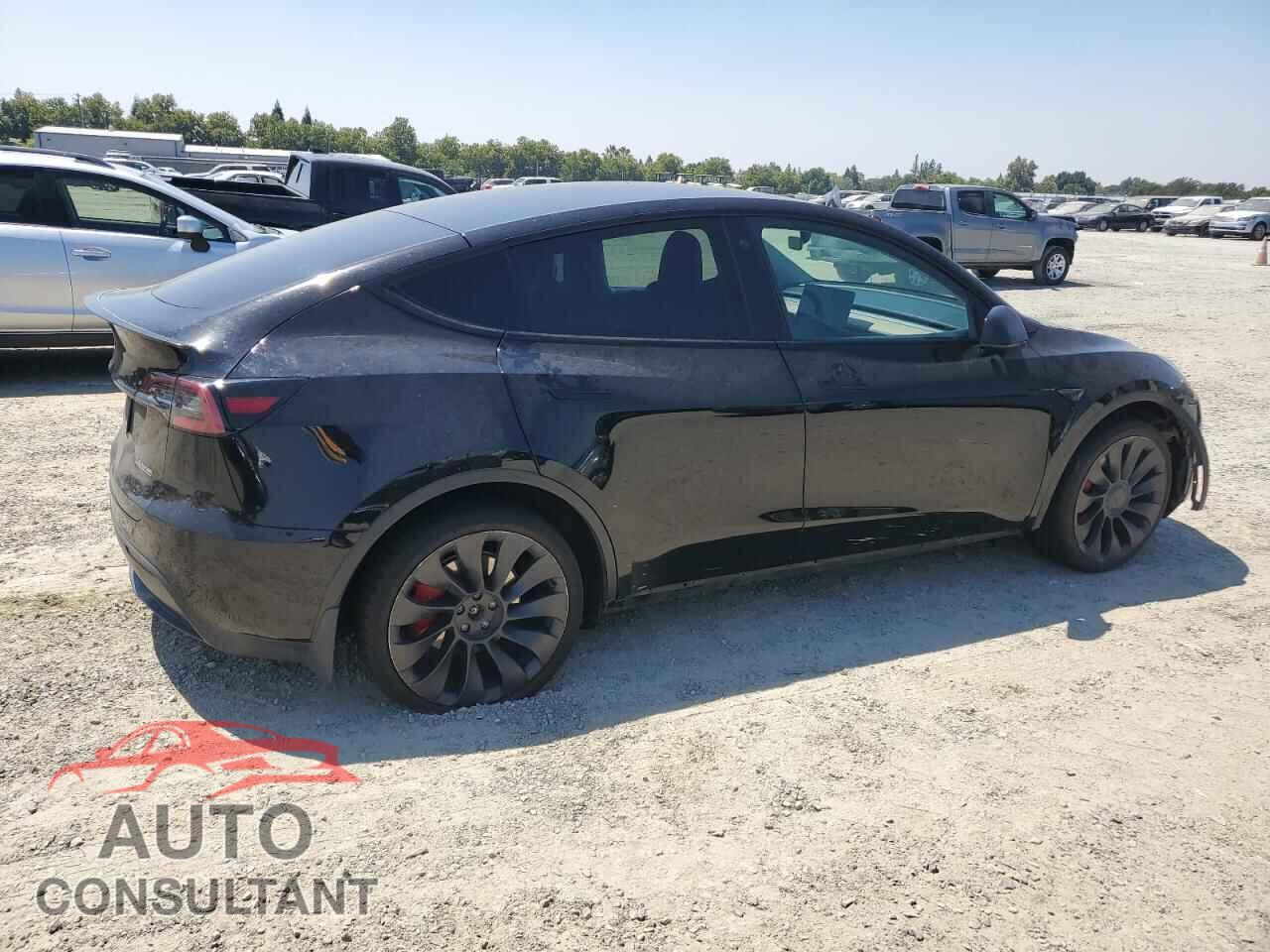 TESLA MODEL Y 2022 - 7SAYGDEF2NF350115