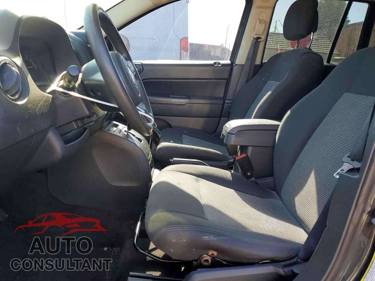 JEEP COMPASS 2014 - 1C4NJCBAXED743131