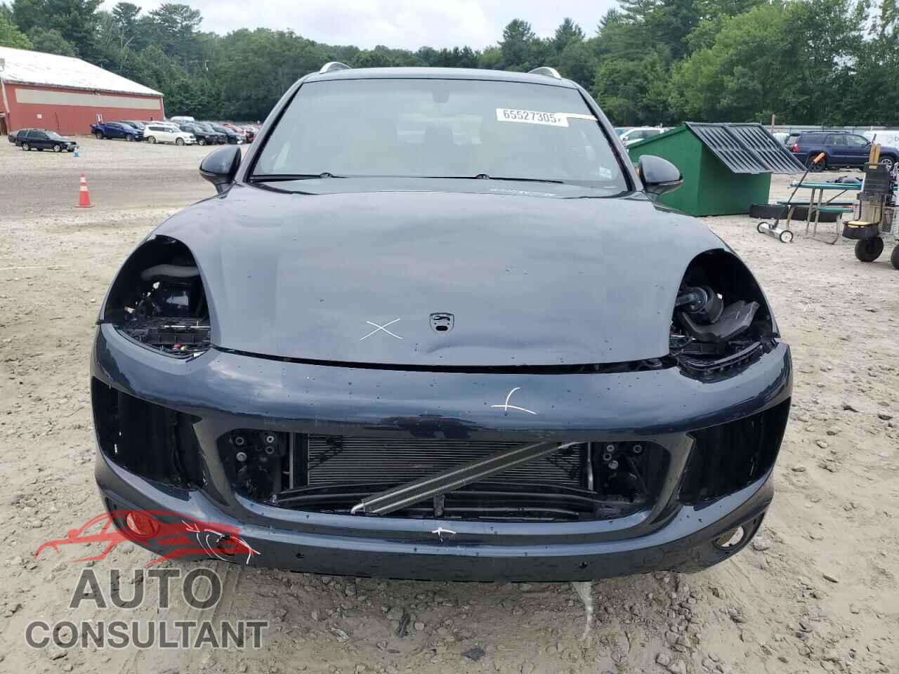 PORSCHE CAYENNE 2017 - WP1AA2A25HKA90872