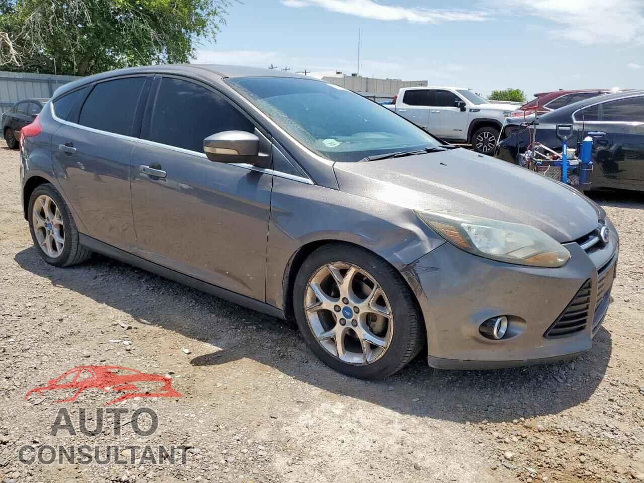 FORD FOCUS 2012 - 1FAHP3N21CL256943