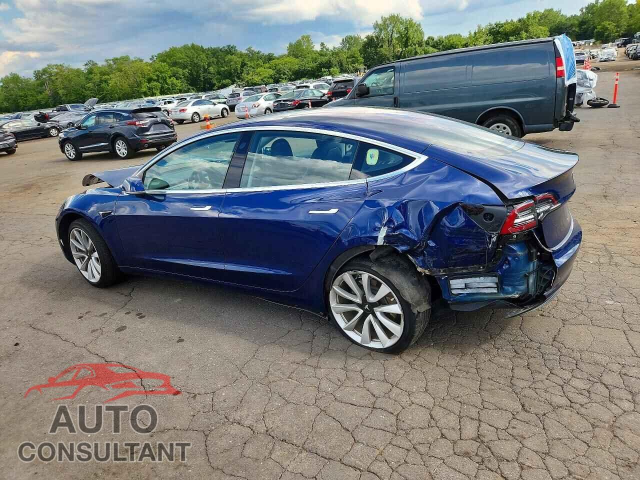 TESLA MODEL 3 2018 - 5YJ3E1EA8JF032168