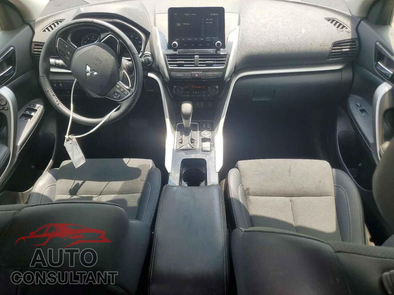 MITSUBISHI ECLIPSE 2025 - JA4ATWAA0SZ008047