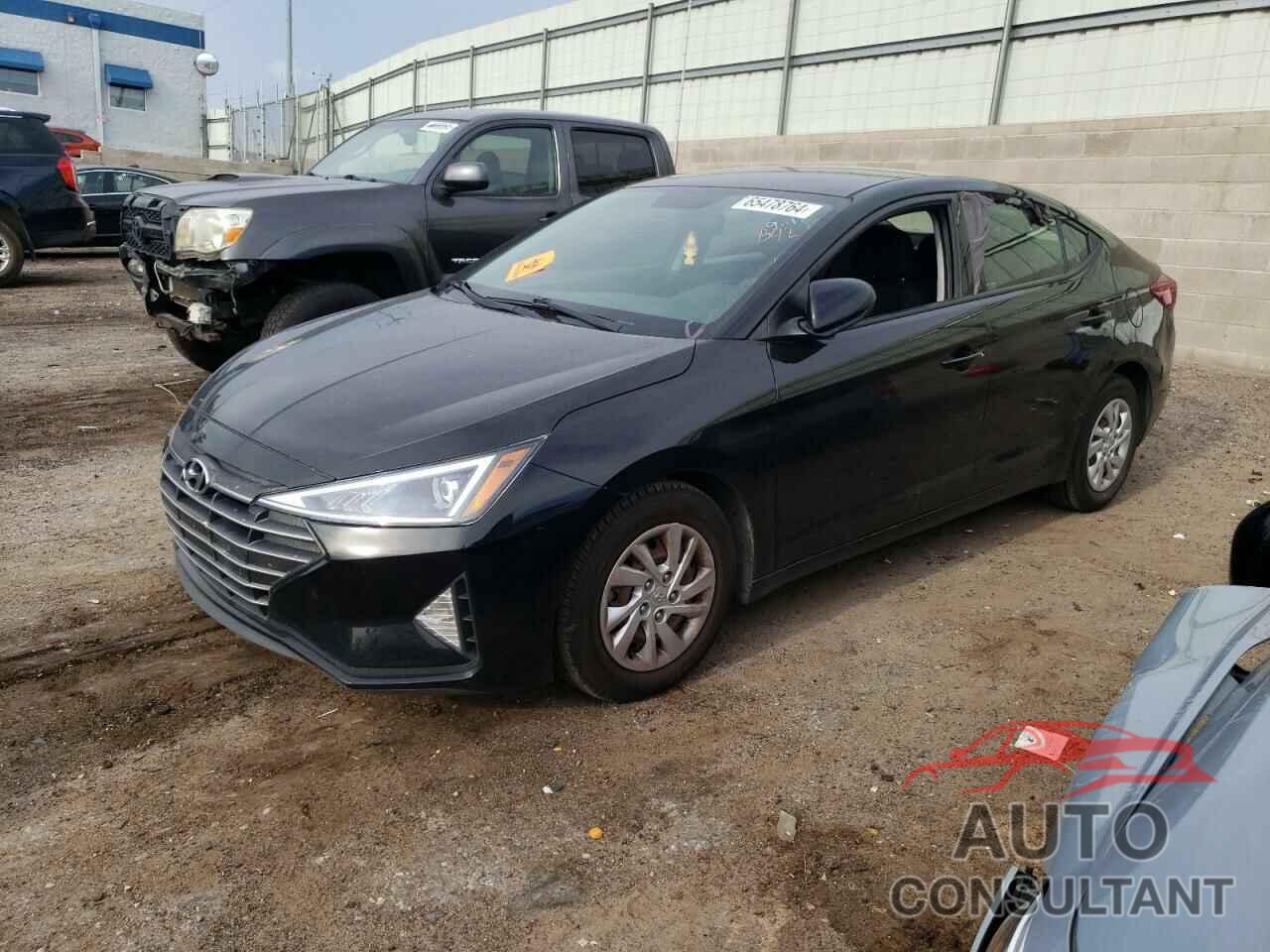 HYUNDAI ELANTRA 2019 - 5NPD74LF3KH410849