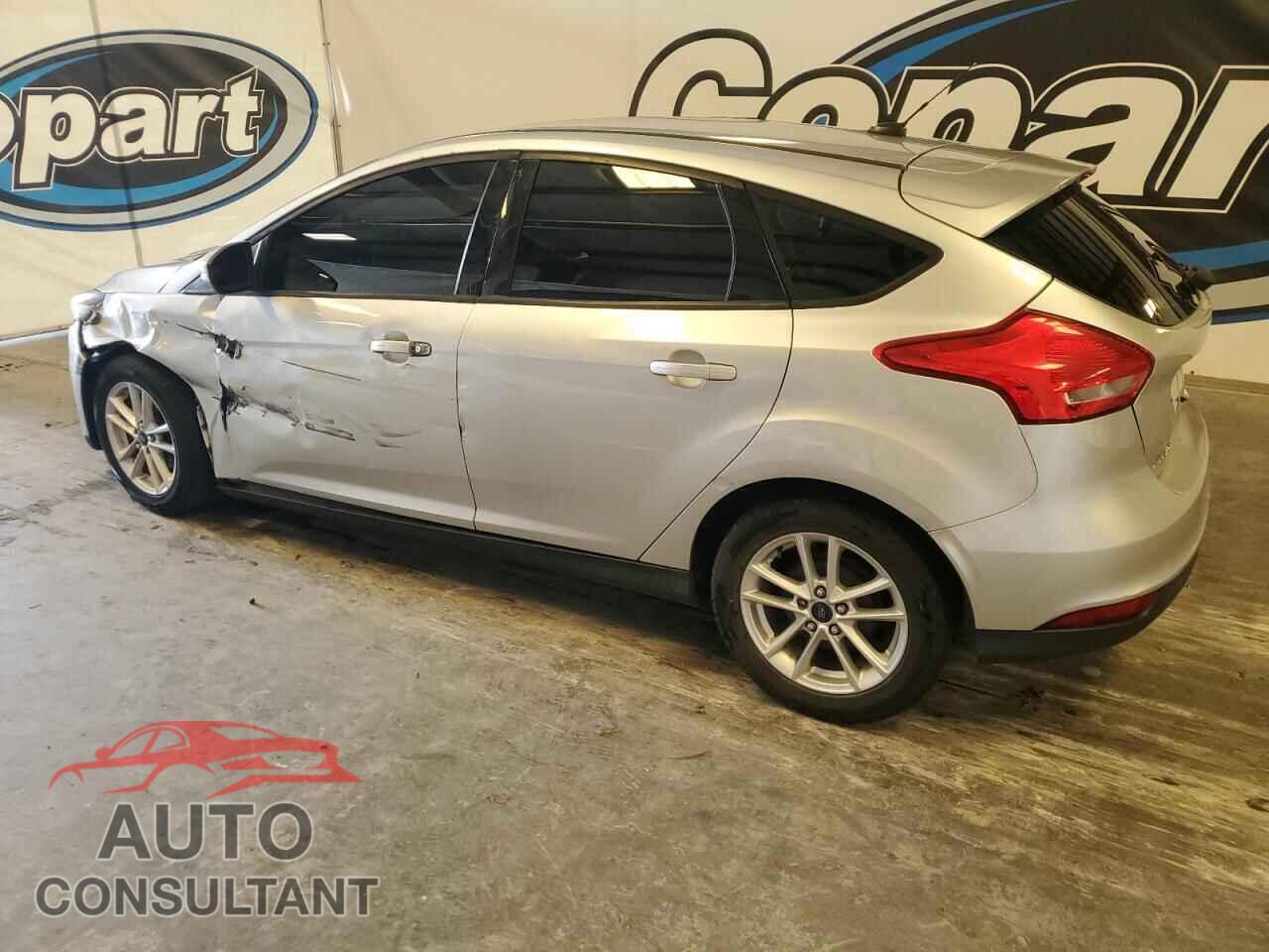 FORD FOCUS 2015 - 1FADP3K21FL223707