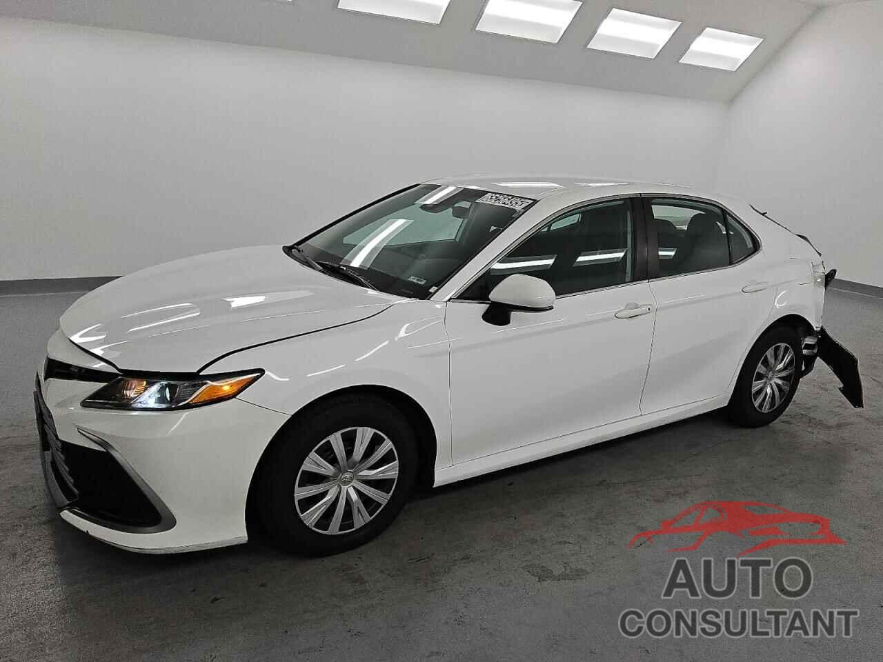 TOYOTA CAMRY 2022 - 4T1C31AK9NU573050