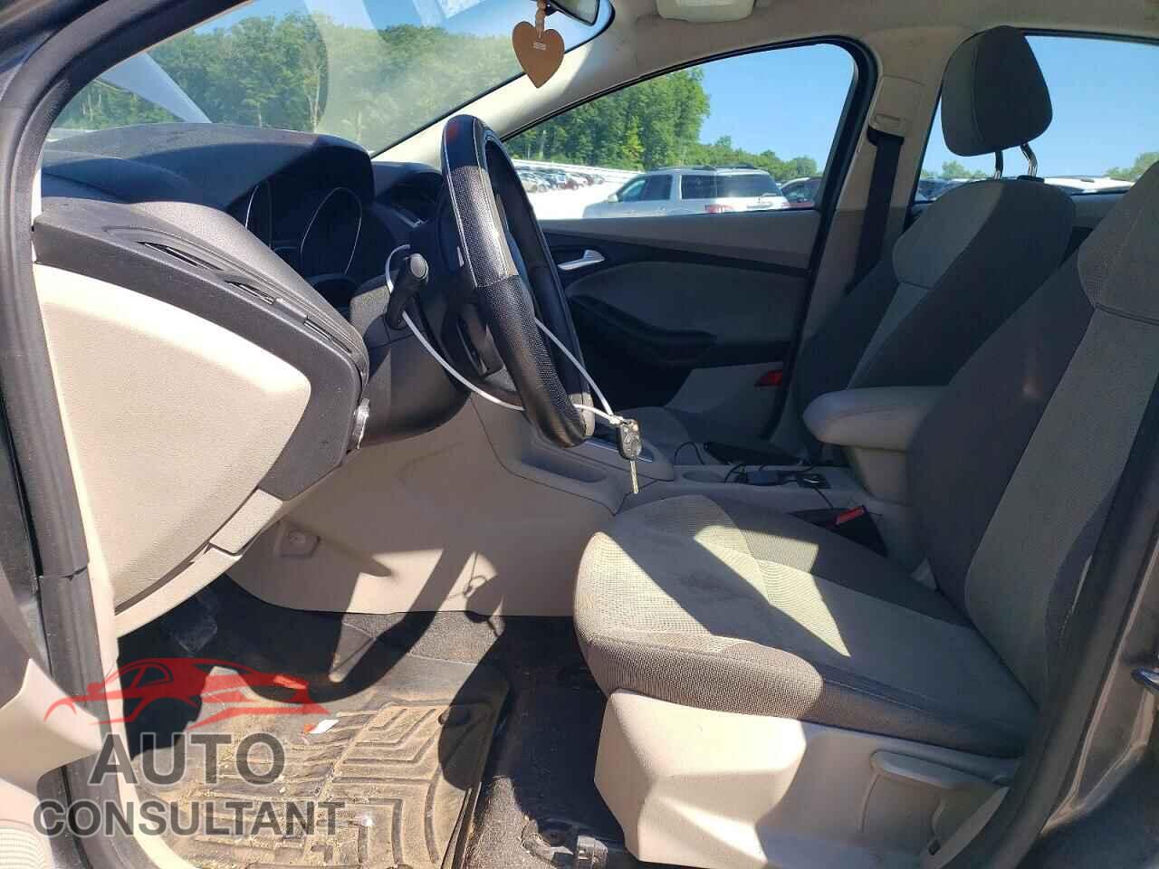 FORD FOCUS 2012 - 1FAHP3F29CL306566