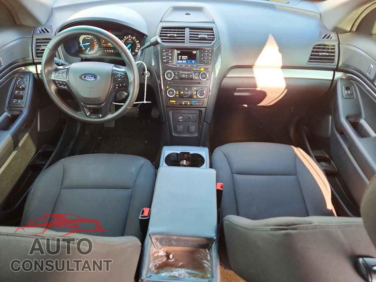 FORD EXPLORER 2017 - 1FM5K8AR9HGE15814