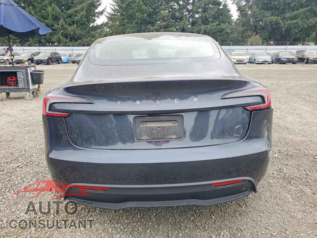 TESLA MODEL 3 2024 - 5YJ3E1EA7RF725812