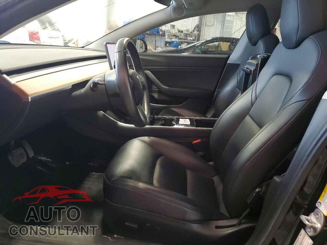 TESLA MODEL 3 2019 - 5YJ3E1EA5KF422596