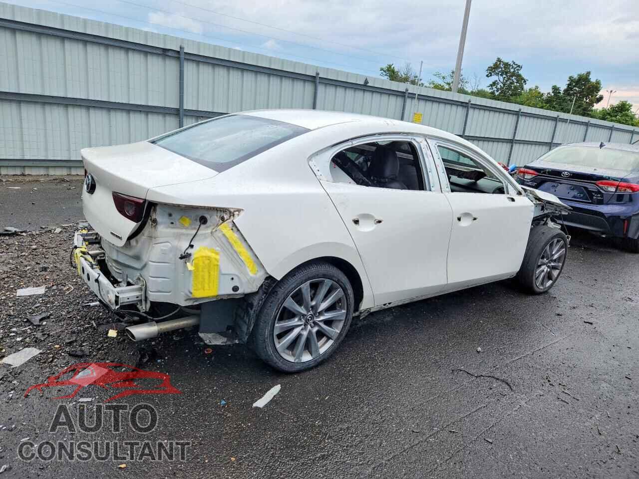 MAZDA 3 2021 - JM1BPACL2M1316354