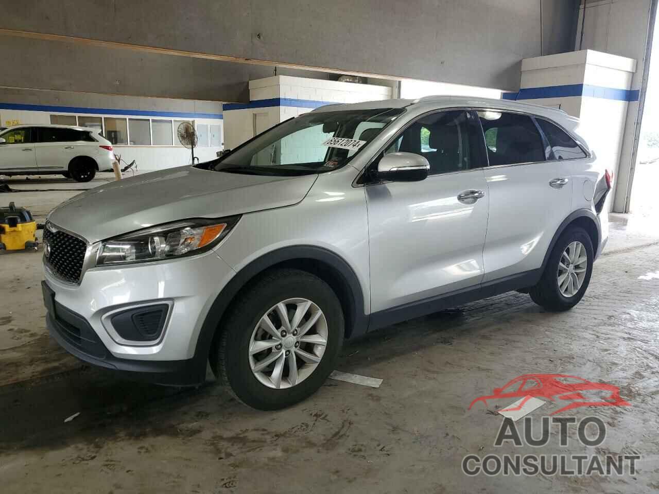KIA SORENTO 2017 - 5XYPG4A30HG215765