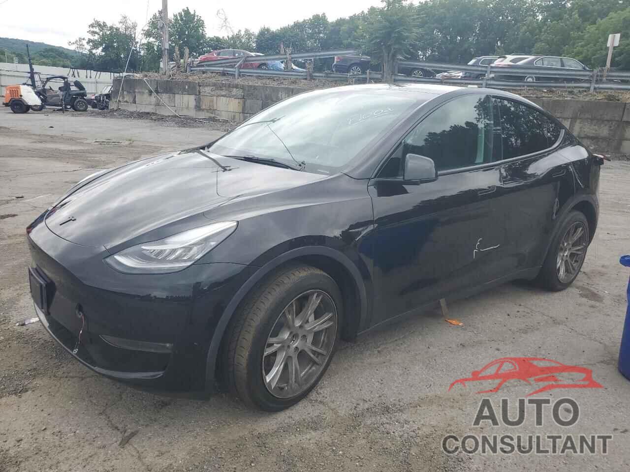TESLA MODEL Y 2023 - 7SAYGDEE6PA025166