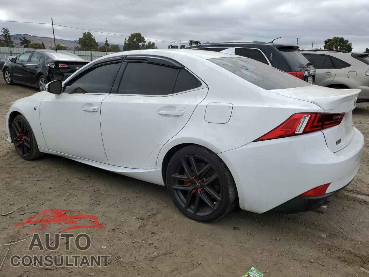 LEXUS IS 2015 - JTHBE1D27F5022020