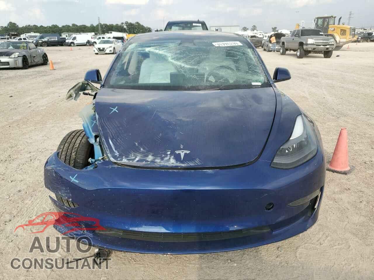 TESLA MODEL 3 2023 - 5YJ3E1EA7PF582843