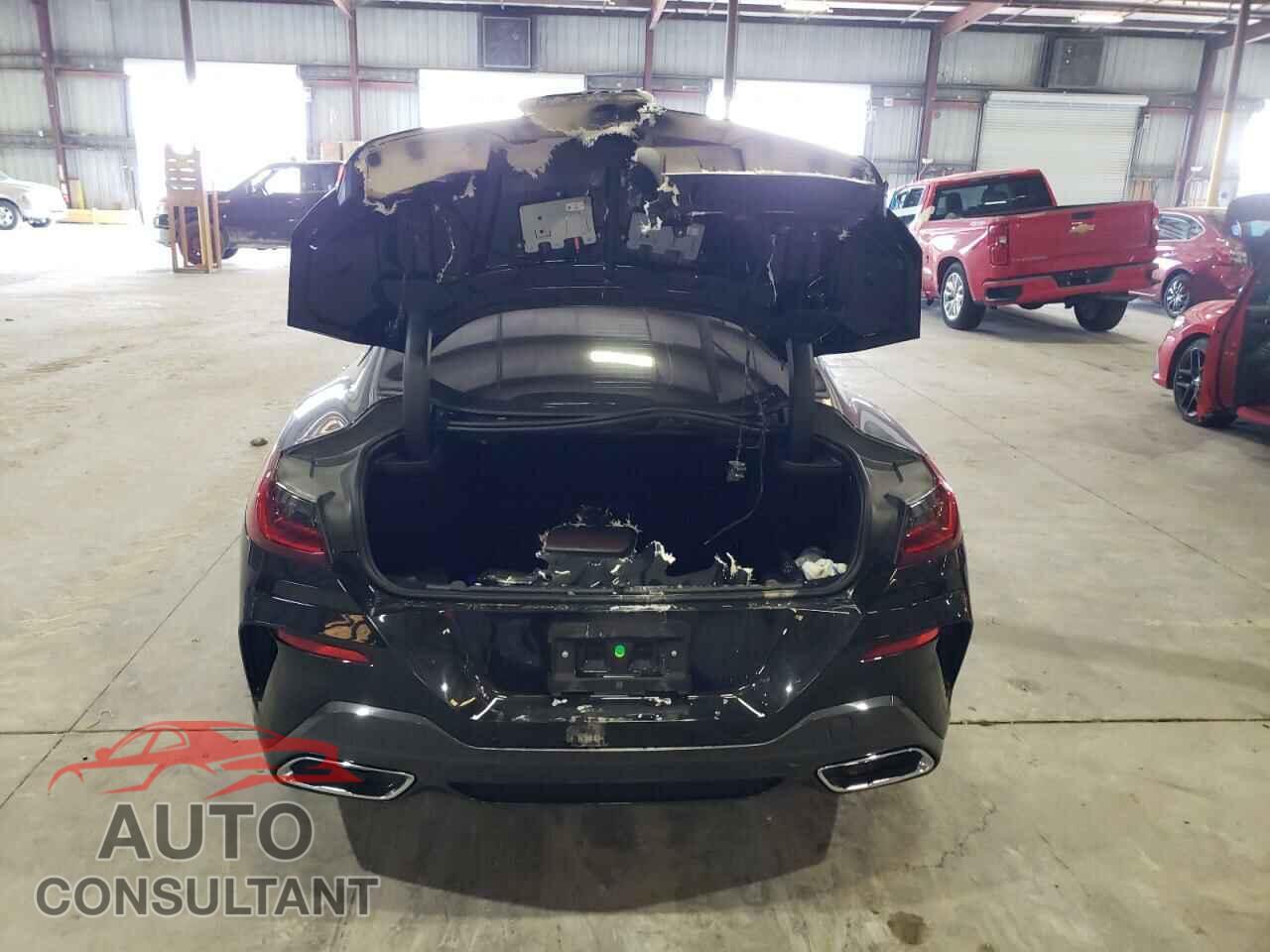 BMW 8 SERIES 2023 - WBAAE2C0XPCM33120