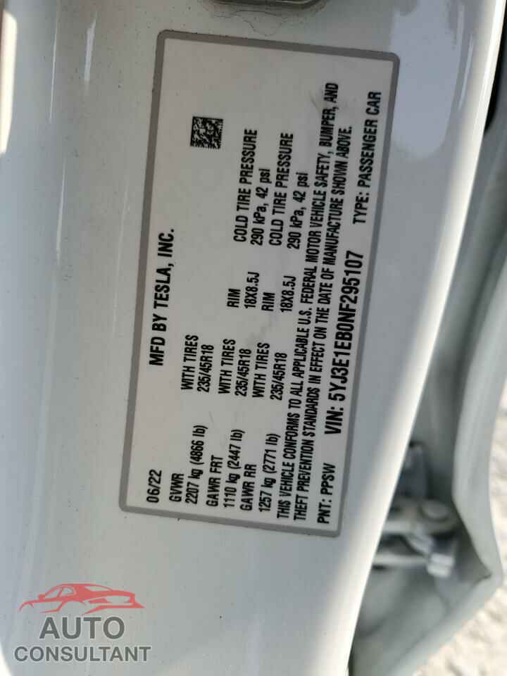 TESLA MODEL 3 2022 - 5YJ3E1EB0NF295107