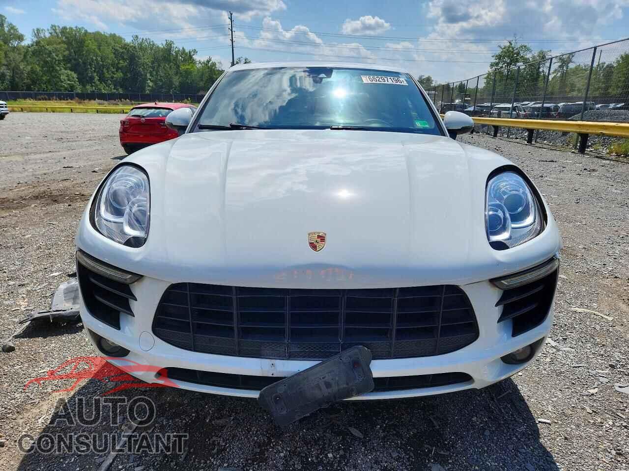 PORSCHE MACAN 2018 - WP1AA2A50JLB04414