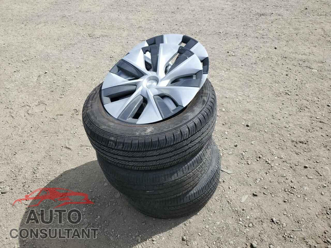 TESLA MODEL Y 2023 - 7SAYGDEE0PF648317