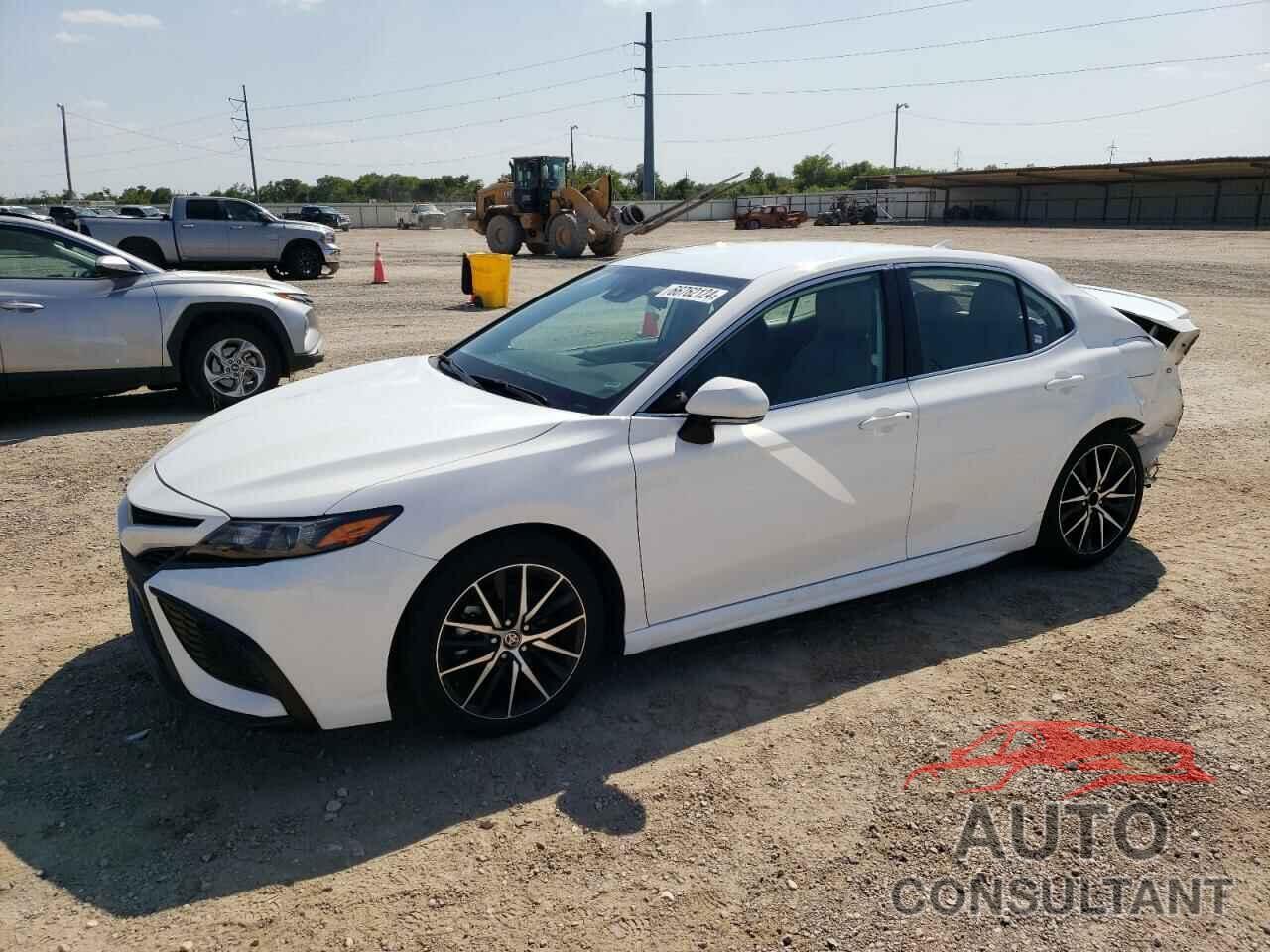 TOYOTA CAMRY 2023 - 4T1G11AK5PU745049
