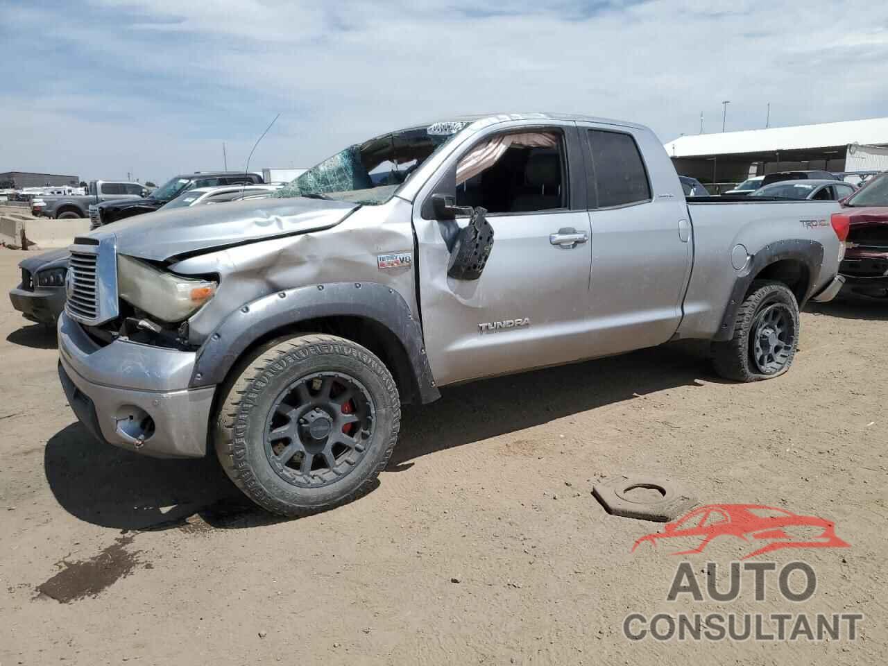 TOYOTA TUNDRA 2013 - 5TFBW5F14DX317877