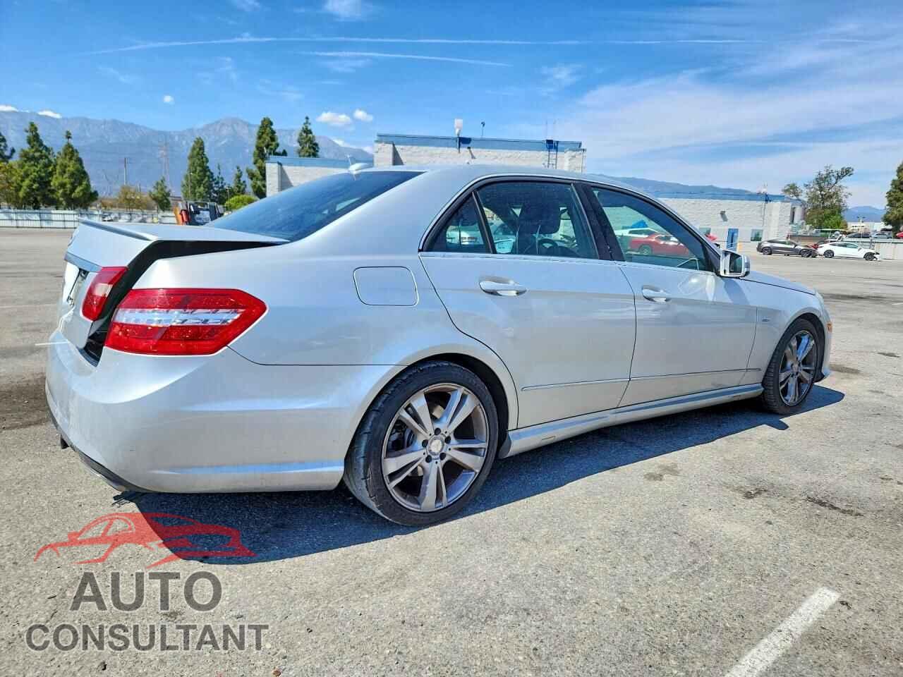MERCEDES-BENZ E-CLASS 2012 - WDDHF5KB4CA541683