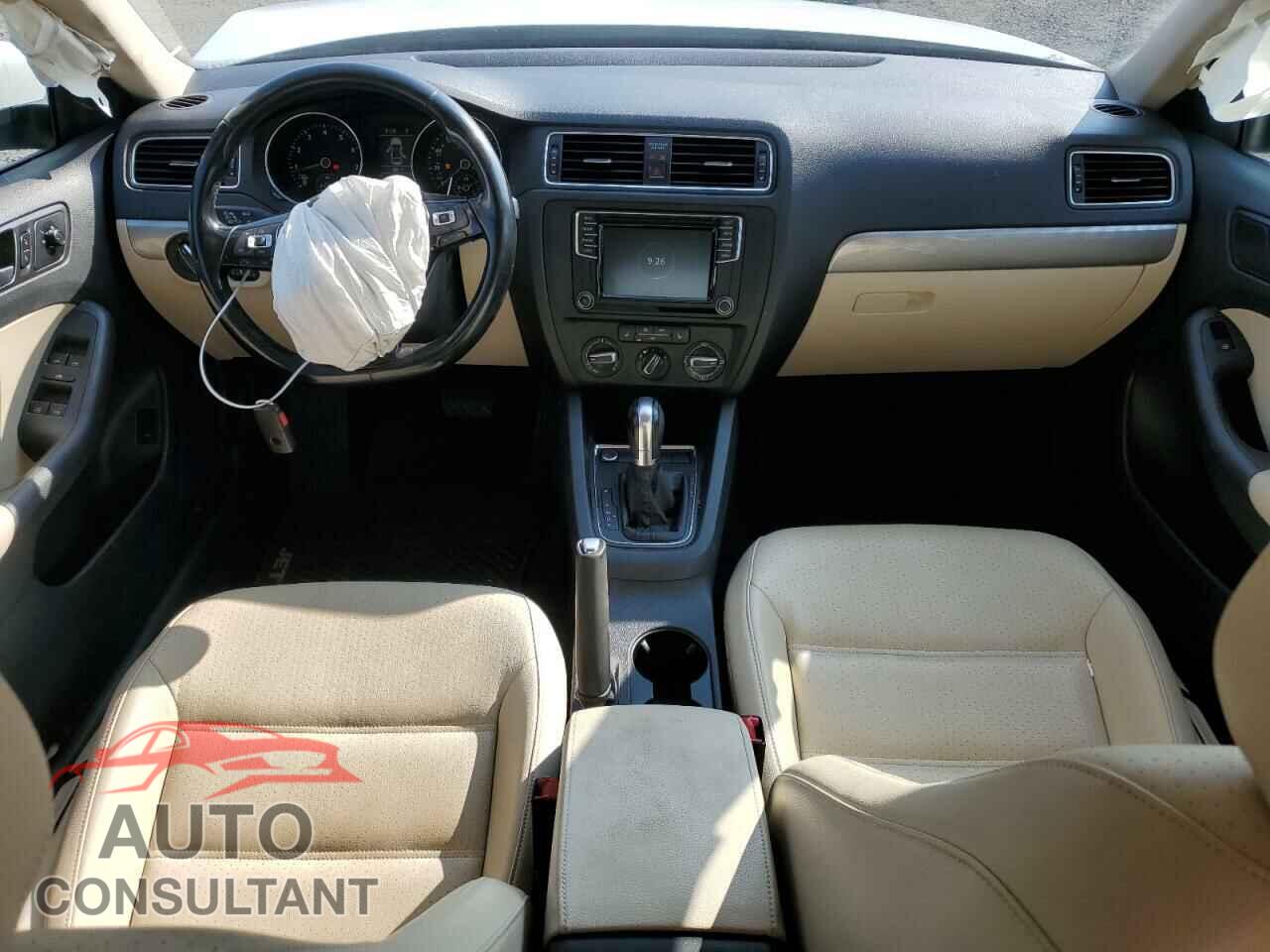 VOLKSWAGEN JETTA 2017 - 3VWDB7AJ3HM376810
