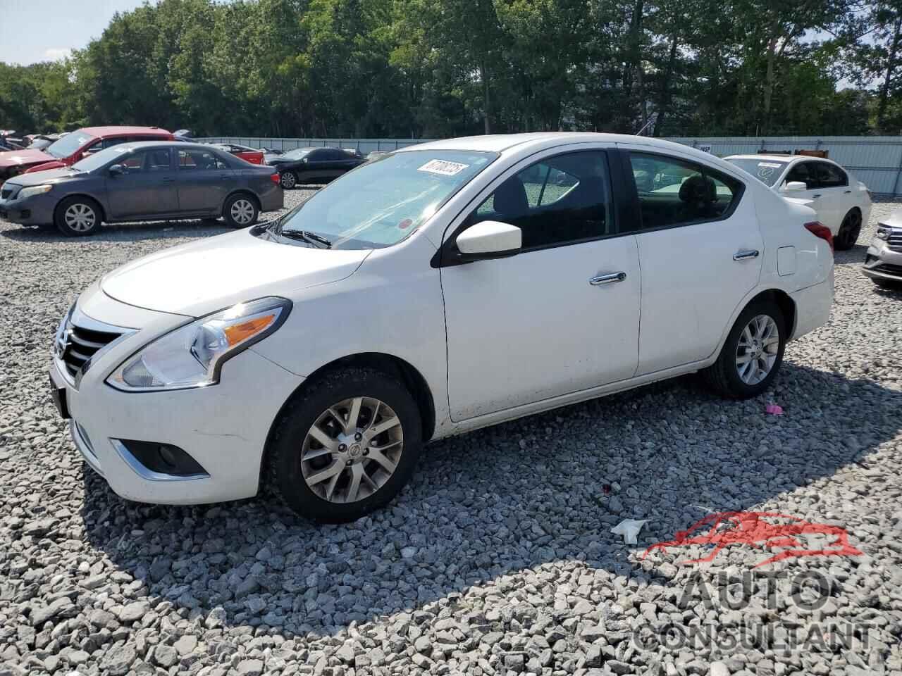 NISSAN VERSA 2018 - 3N1CN7AP0JL877842