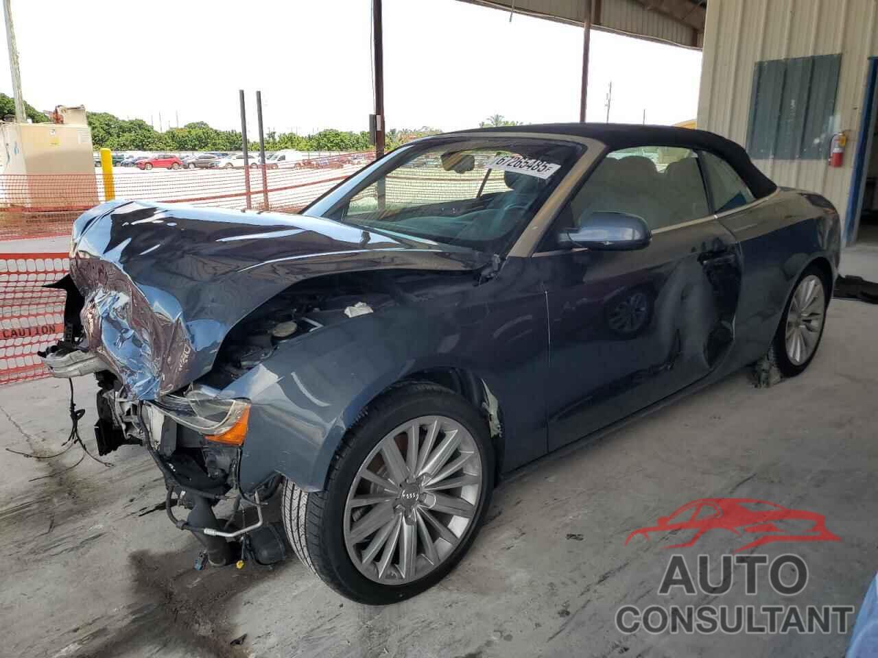 AUDI A5 2011 - WAUVFAFH4BN020634